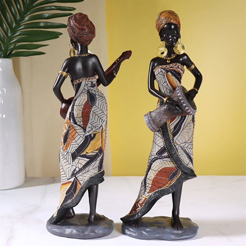 Hjemix | Afrikansk kvinnelig musiker skulptur