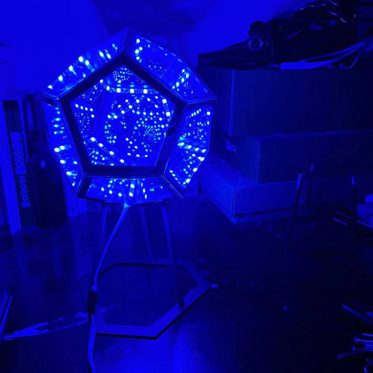 Hjemix | Infinity Dodecahedron LED Nattlys Kunst Bordlampe