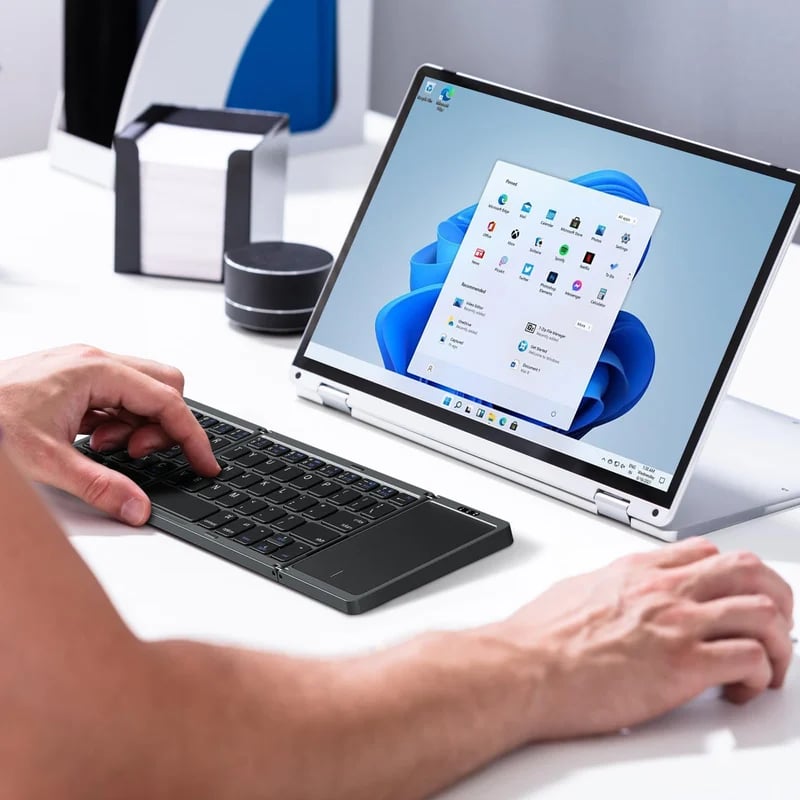 Hjemix | Sammenleggbar Bluetooth-tastatur med berøringspad