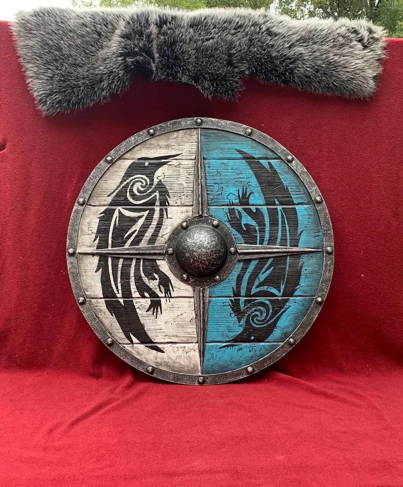 Hjemix | Eivor Valhalla Raven Kamp Skadet Viking Tre Skjold 30CM