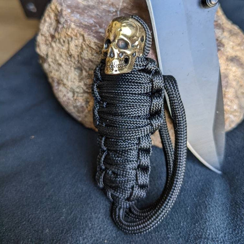 Hjemix | Paracord nøkkelring mumie messing hodeskalle