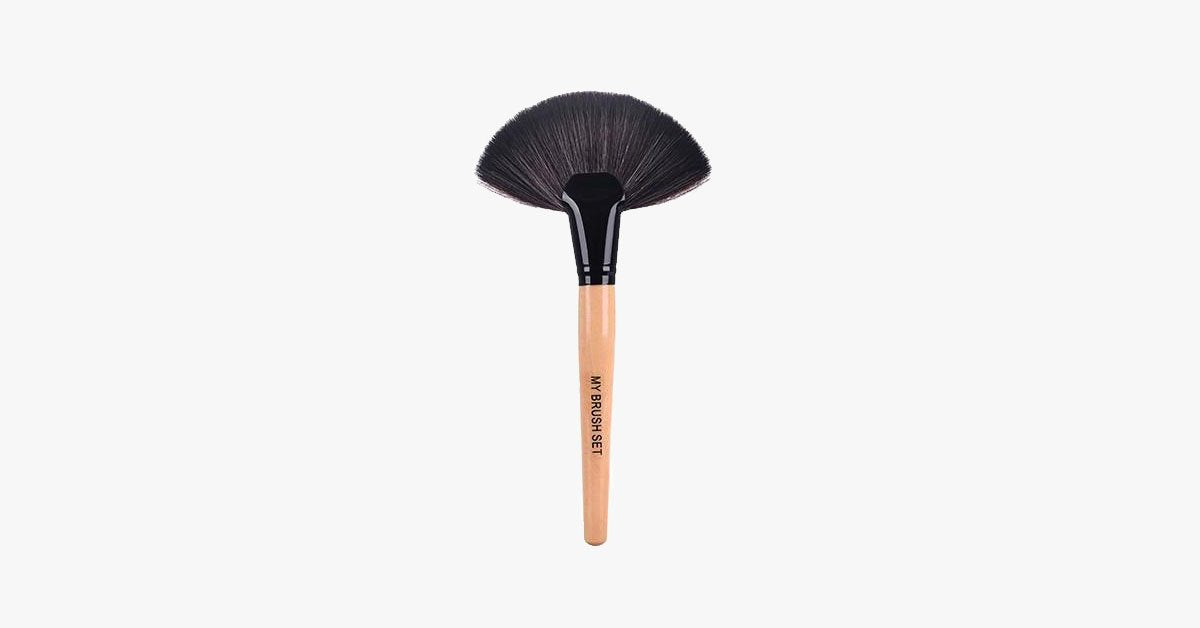 Hjemix | Stor Fan Makeup Brush - Enkel myk børste for pudder, foundation & rouge