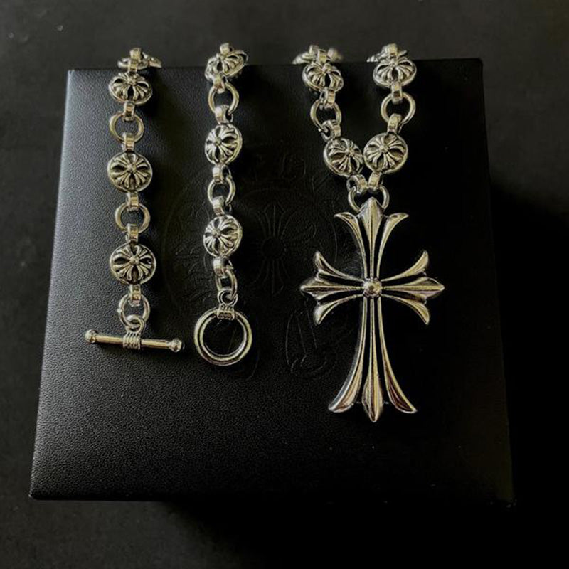 Hjemix | Gothic Cross Pendant Necklace