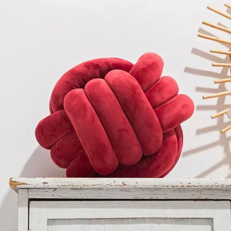 Hjemix | Skandinavisk Knutepute laget av Fløyel