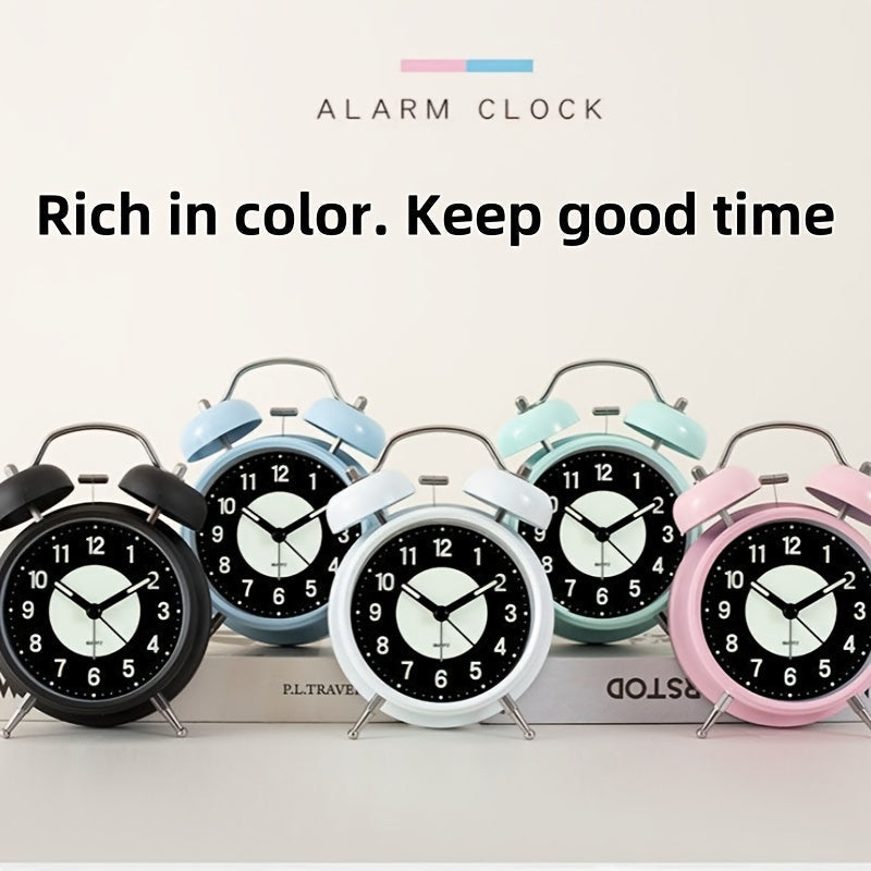 Hjemix | LuminousTime - Elegant Metall Vekkerklokke med Mild Belysning for Fredfulle Morgen- og Kvelder