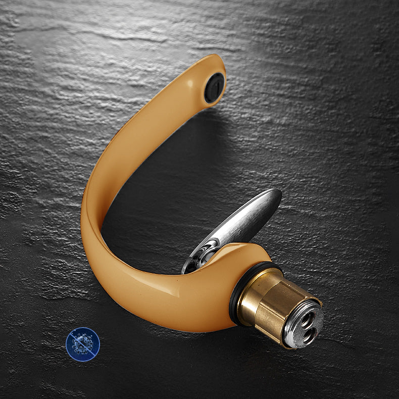 Hjemix | Unik badekran med fossefall i messing