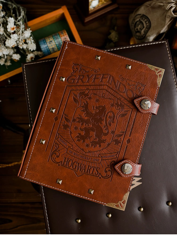 Hjemix | Hogwarts håndbok notatbok grimoire