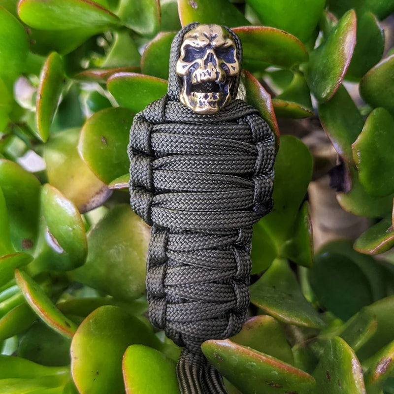 Hjemix | Paracord nøkkelring mumie messing hodeskalle