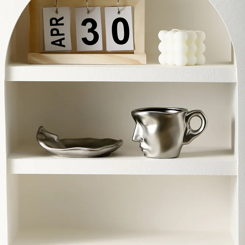 Hjemix | Metal Touching Face Creative Ceramic Kiss Kaffekopp, Kunstnerisk Vibe Krus & Tallerken Sett