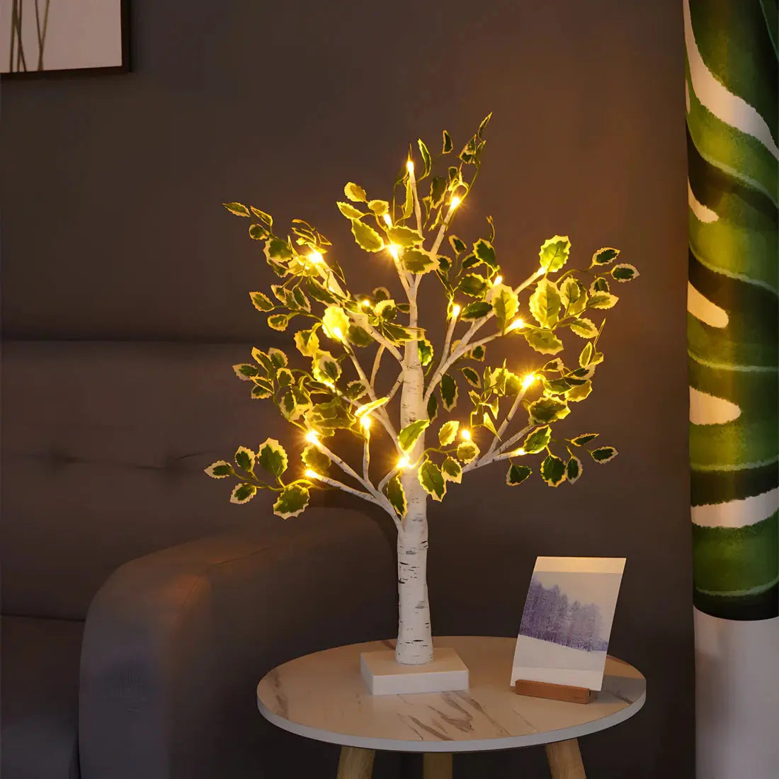 Hjemix | Magisk BrightTree Bordlampe – Elegant Treedesign med Varme LED-Lys