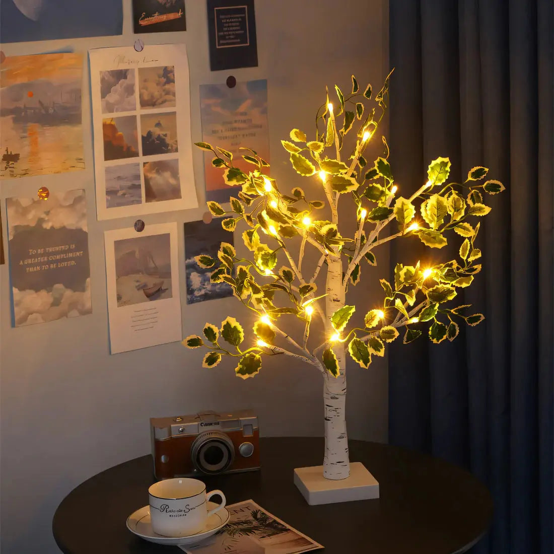 Hjemix | Magisk BrightTree Bordlampe – Elegant Treedesign med Varme LED-Lys