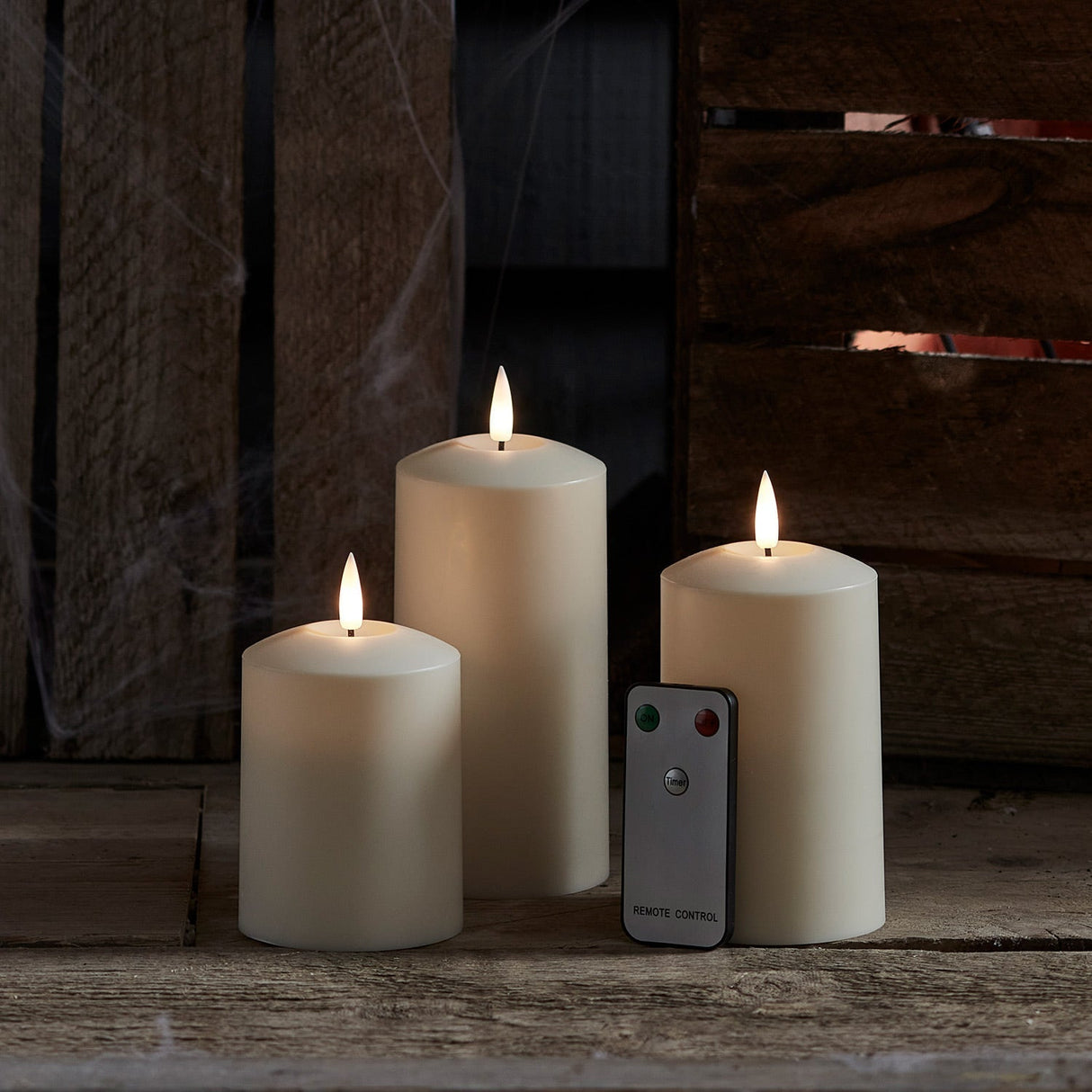 Hjemix | TruGlow LED Utendørs Stearinlys Trio med Fjernkontroll