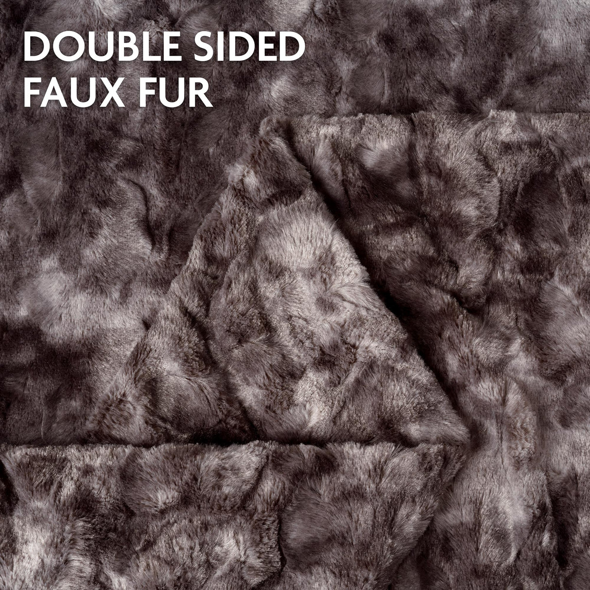 Hjemix | Dobbeltsidig oversized ulv faux fur kastepledd