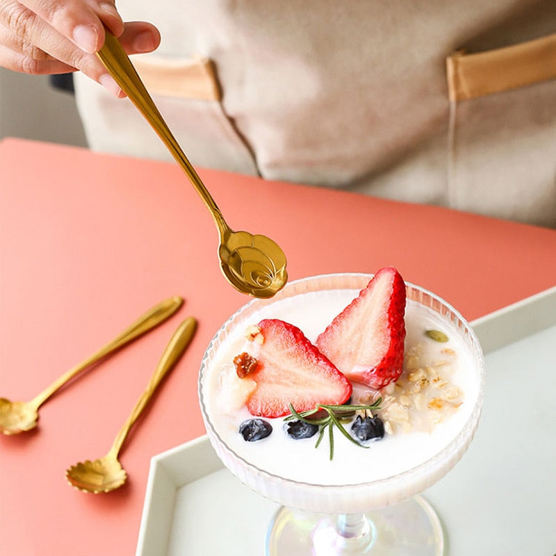 Hjemix | 8-delt sett med teskjeer i rustfritt stål med blomsterdesign