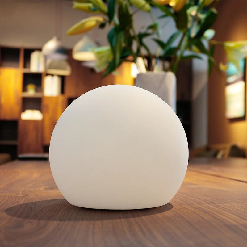 Hjemix | GlowSphere – Table lamp with modern worldly charm