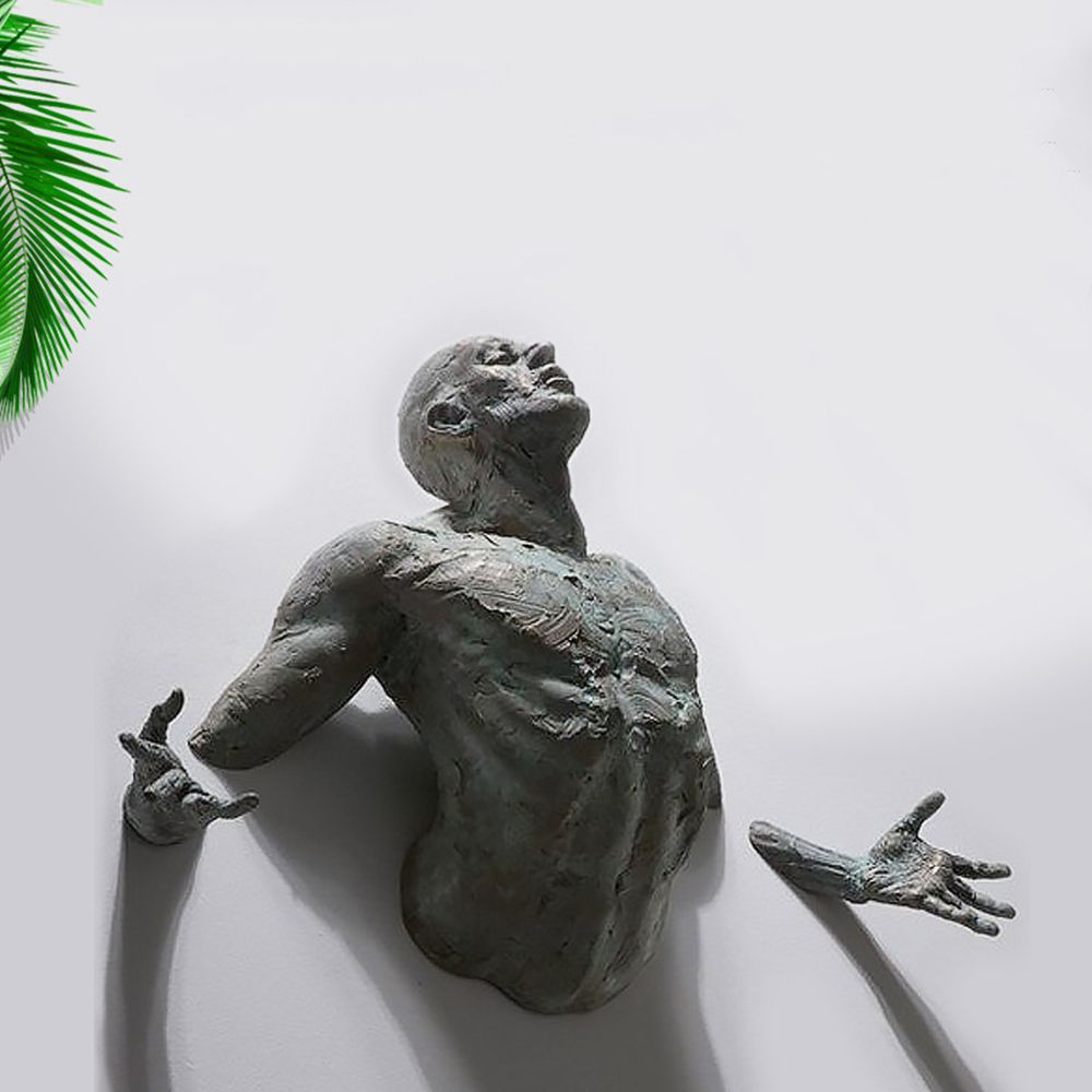Hjemix | Imitasjon Kobber Harpiks Ornament Abstrakt Figur Veggkunst Klatrer 3D Gjennom Vegg Statue Skulptur