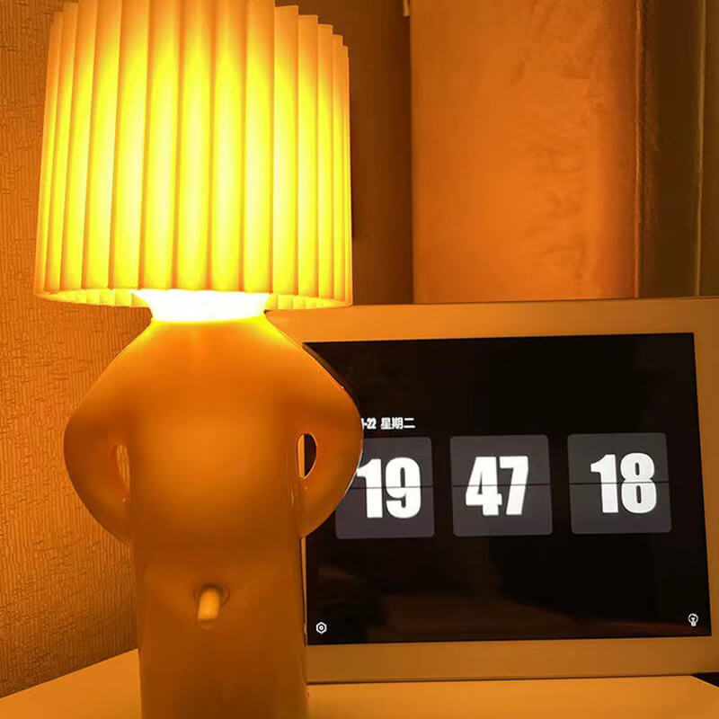 Hjemix | Mindre Uregjerlig Guttebordlampe