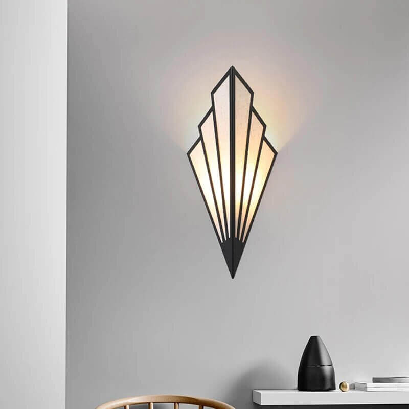 Hjemix | Faneformet Art Deco Vegglampe