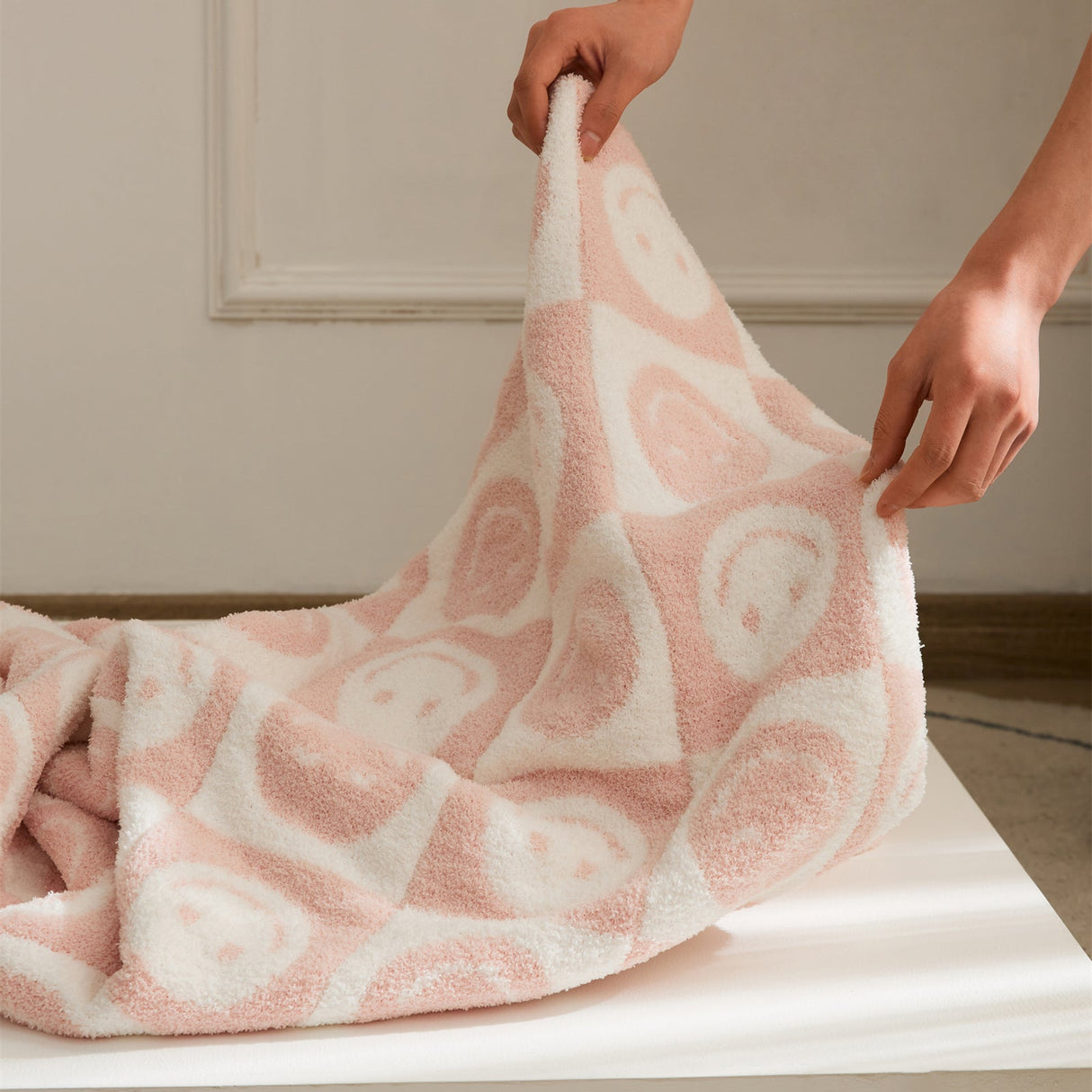 Hjemix | Smiley Rutet Teppe