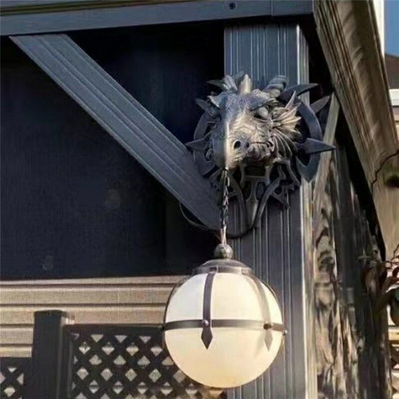 Hjemix | LED-lanterne med dragehode laget av harpiks for unik Halloween-dekorasjon
