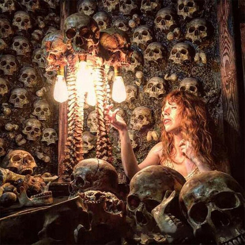 Hjemix | Horror Skull med Spine Lampe