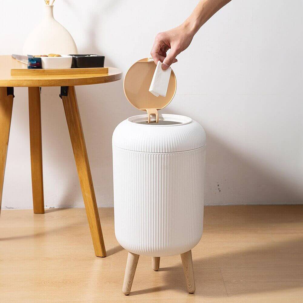 Hjemix | Forbedre badet ditt med den stilige 10L beholderen med lokk