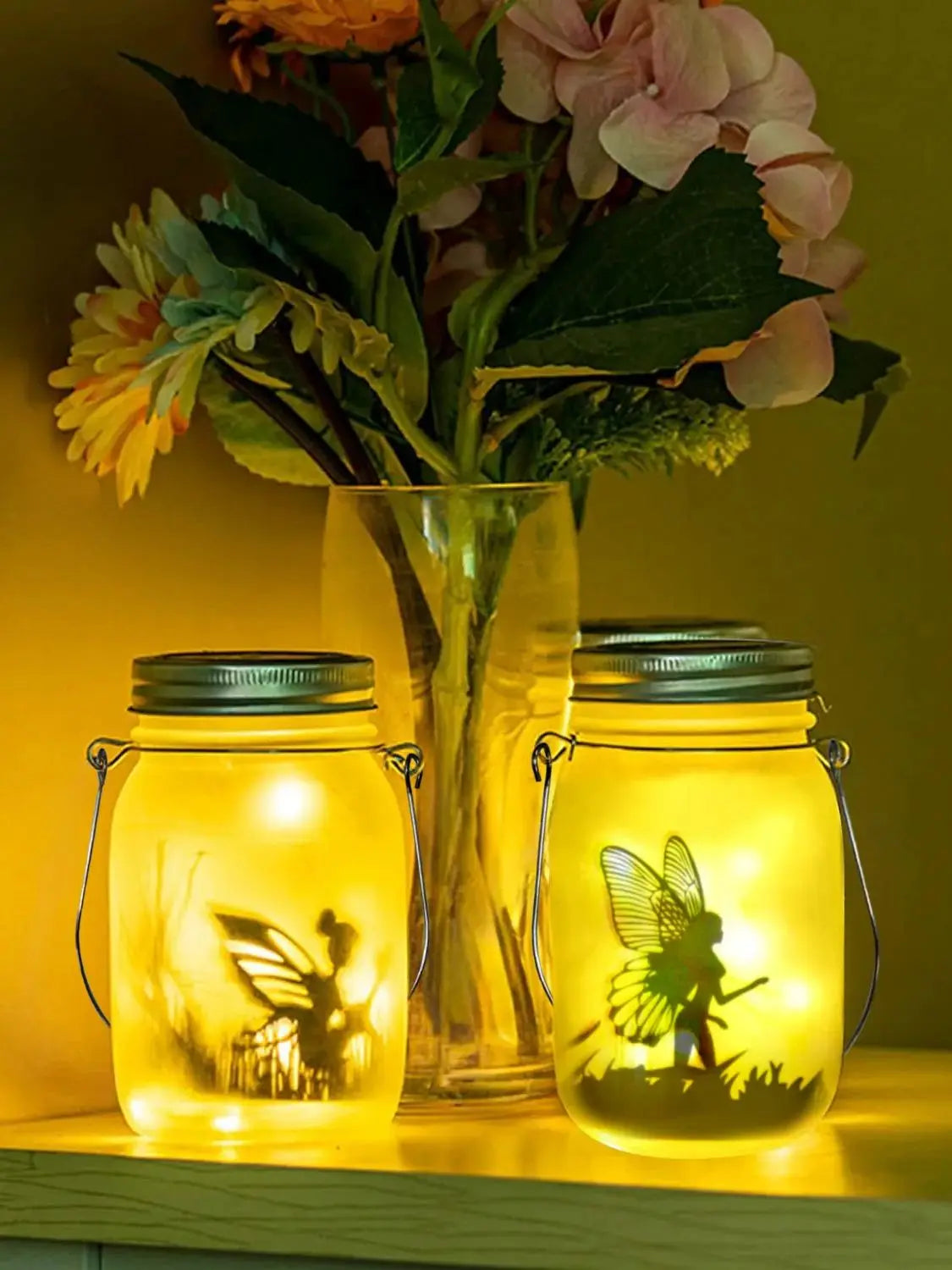 Hjemix | Glass Fairy Lamp - Solar Mason Jar Lantern, IP65 Vanntett Utendørs Hengelykt