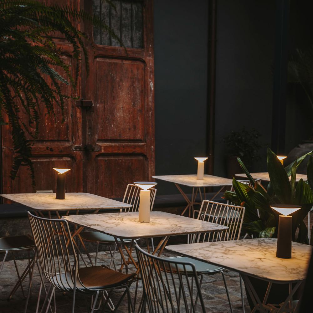 Hjemix | InfiNight - Moderne bordlampe med berøringssensor | Dimbar lysstyrke
