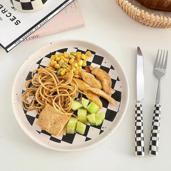 Hjemix | RetroChef – Stilfullt bestikk i rustfritt stål med sjakkmønster