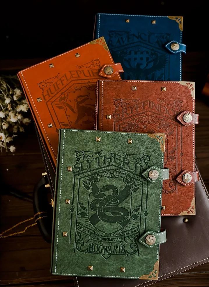 Hjemix | Hogwarts håndbok notatbok grimoire