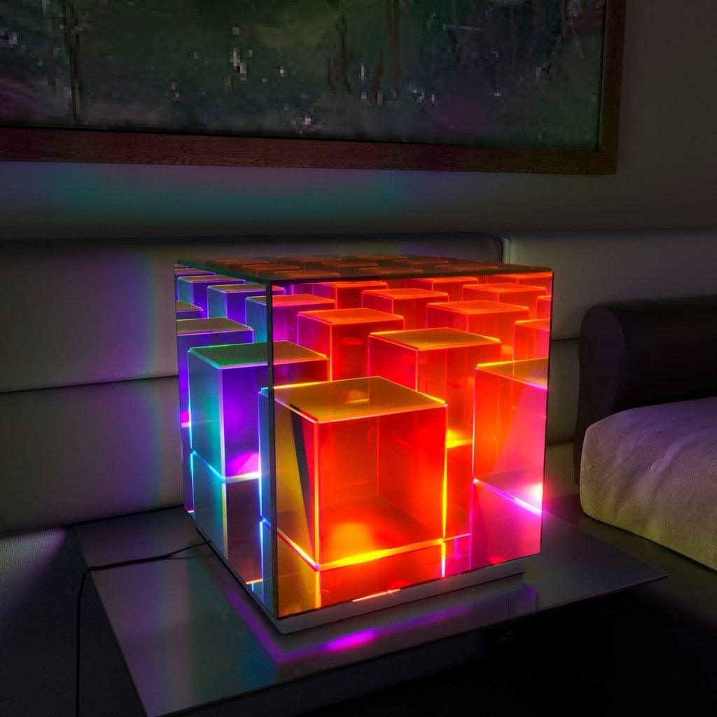 Hjemix | Eternity Rubiks Cube Prism Lampe