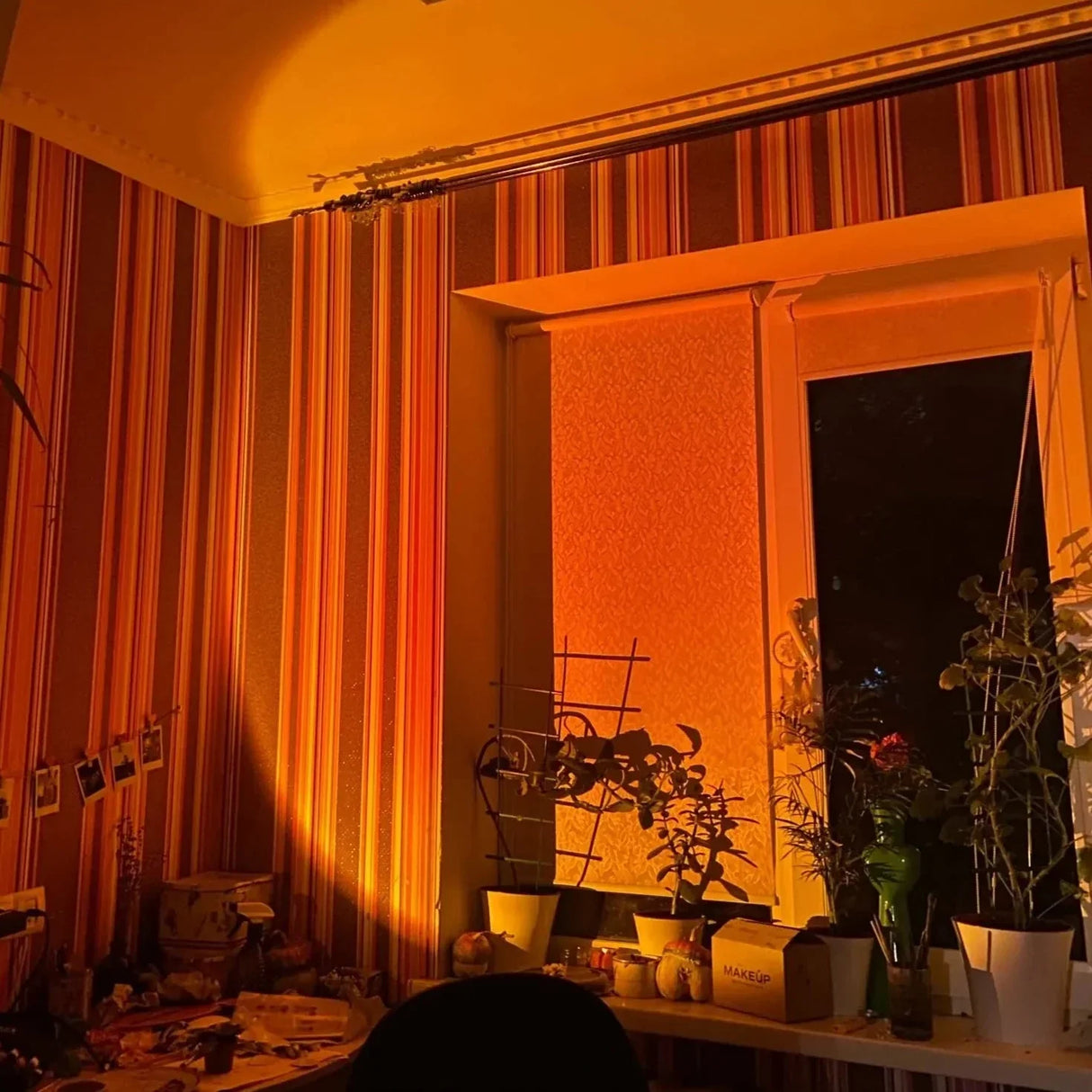 Hjemix | Femten Farger Solnedgangsprosjektor Bordlampe