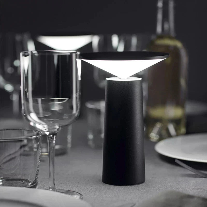 Hjemix | InfiNight - Moderne bordlampe med berøringssensor | Dimbar lysstyrke