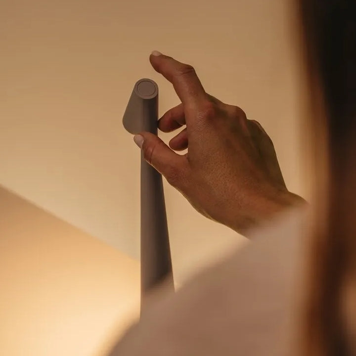 Hjemix | Skulpturerende bordlampe