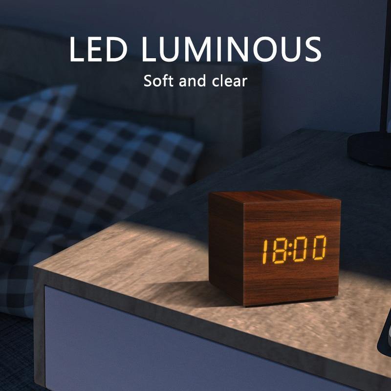 Hjemix | LED Vekkerklokke i Tre Kubusform