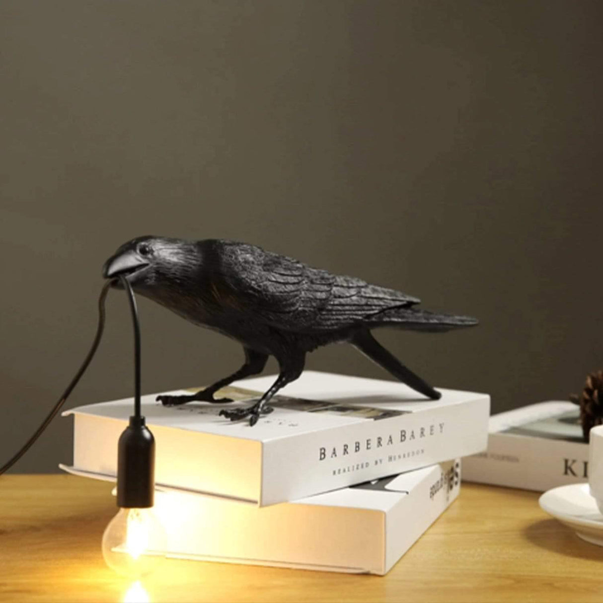 Hjemix | The Raven Bird Lamp
