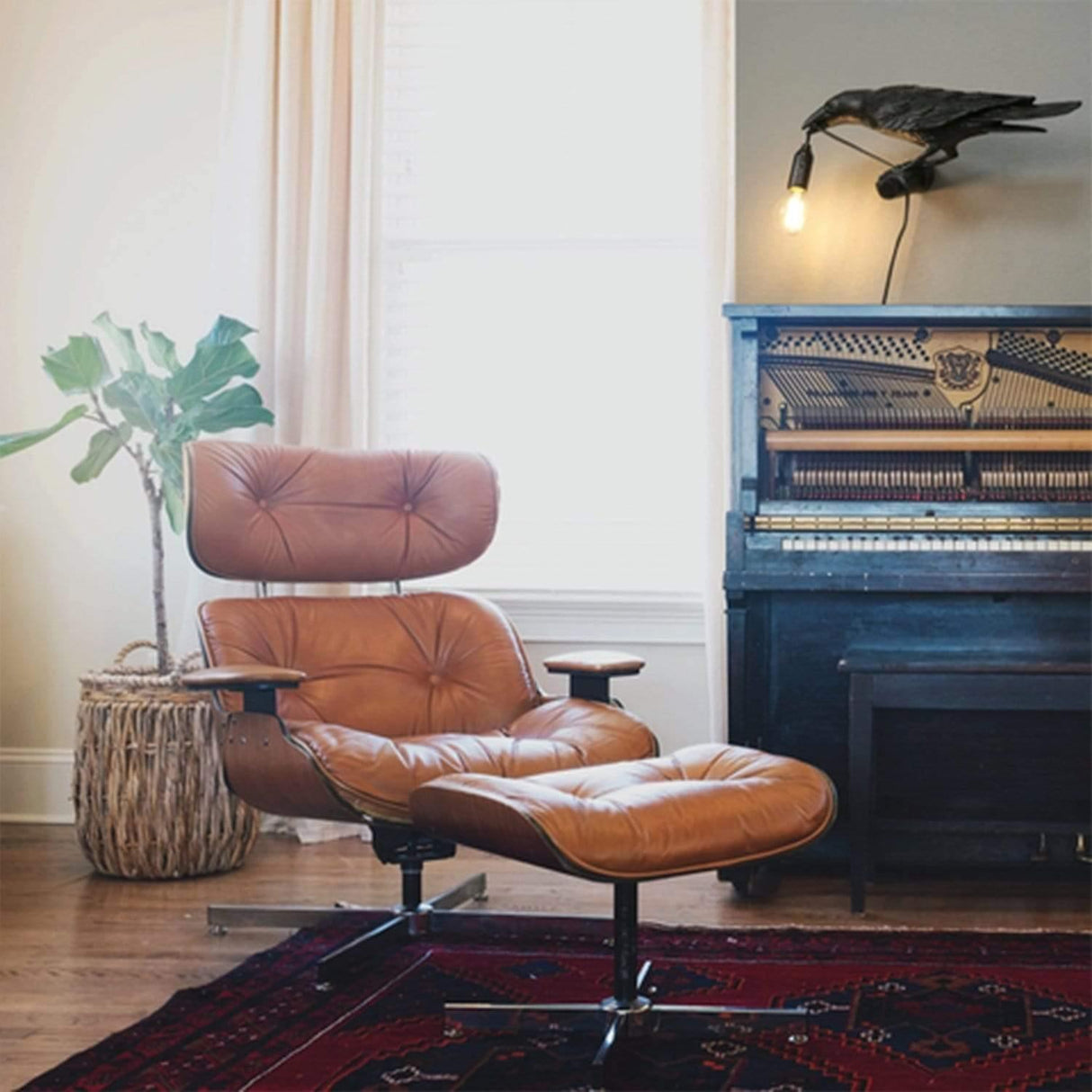 Hjemix | The Raven Bird Lamp