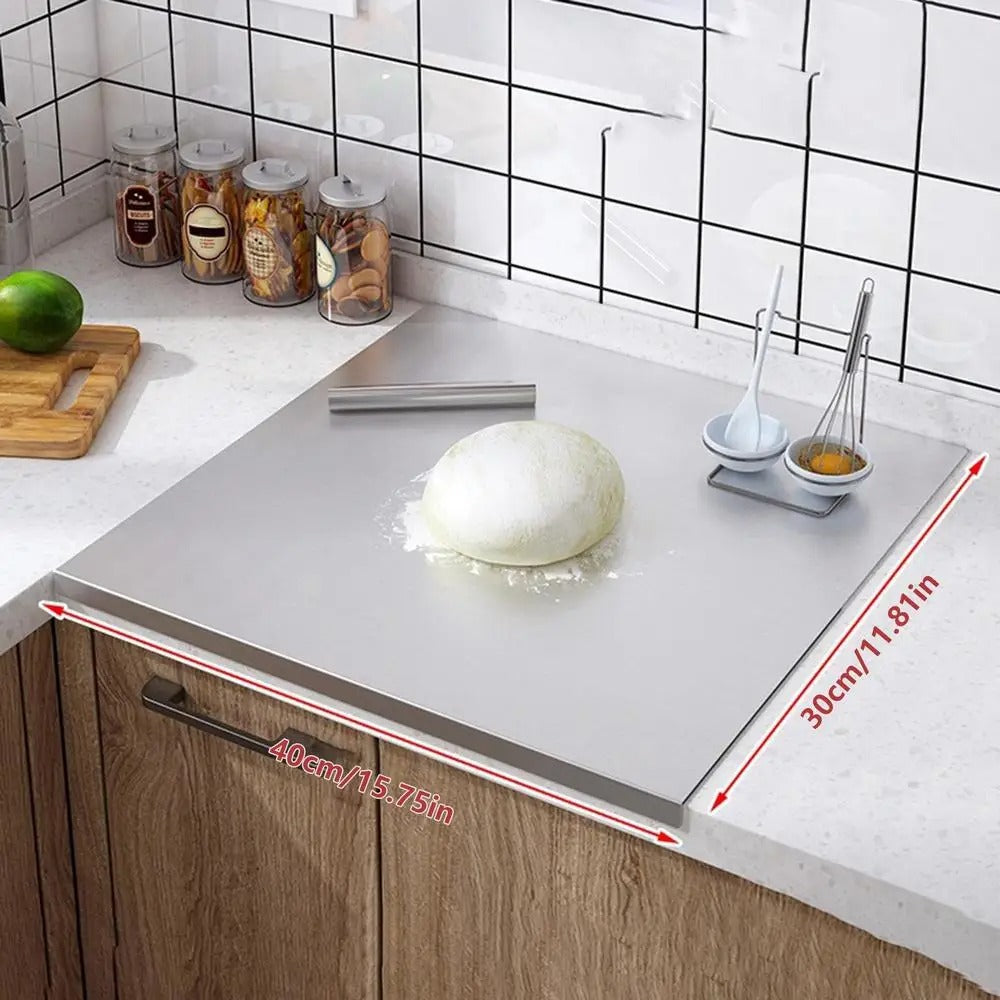 Hjemix | Høy-kvalitets skjærefjøl laget av rustfritt stål med kant – ideell for hjemmelaget pizza, bakverk og mer!