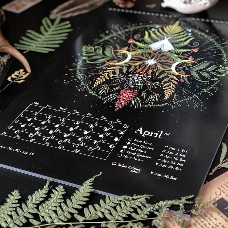 Hjemix | 2023 Mørk Skog Månekalender