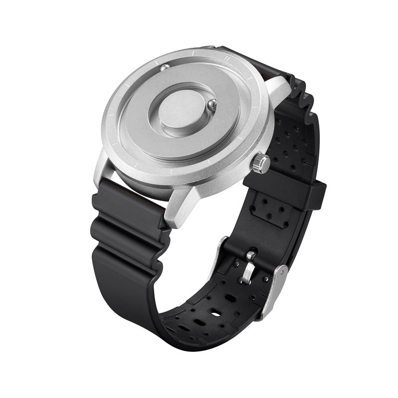 Hjemix | Innovativ kvartsur med stålkuppel