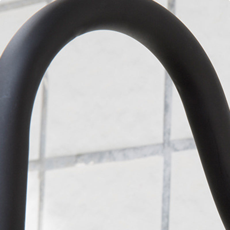 Hjemix | Noctura Klassisk Vegglampe | Vintage Design | Jernramme med Rund Glasskjerm | 1-Lys Spisestue Belysning