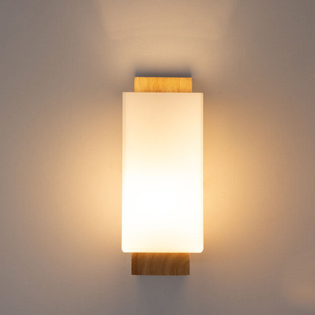 Hjemix | Moderne minimalistisk massiv trefirkantet glass søyle 1-lys vegglampe
