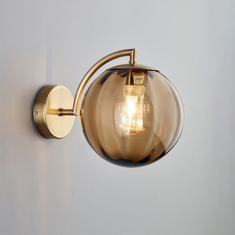Hjemix | Moderne Skandinavisk Rund Ball Jern Glass 1-Lys Vegglampe for Stue