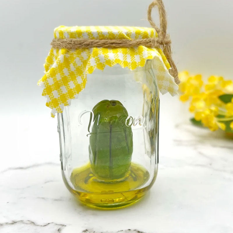 Hjemix | Grumpy Pickle in a Jar Skulptur