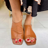 Hjemix | Enkle lær sandaler med mykt fotseng