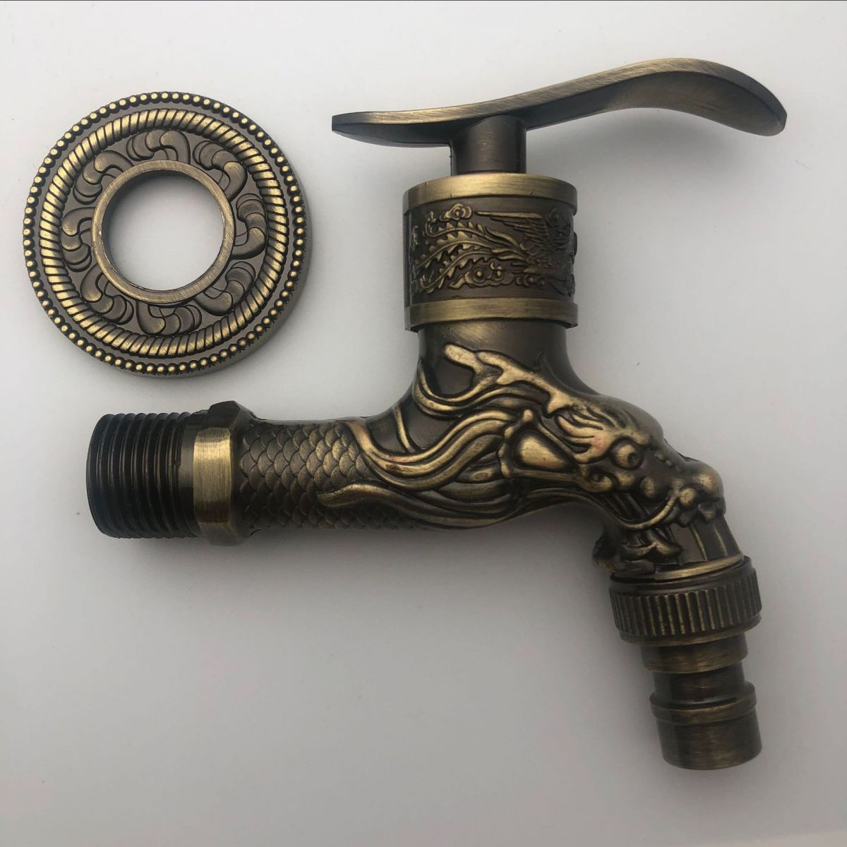 Hjemix | Vintage Classic Faucet Water Lock Single Handle Dragon Engraving Wall Mounted Faucet