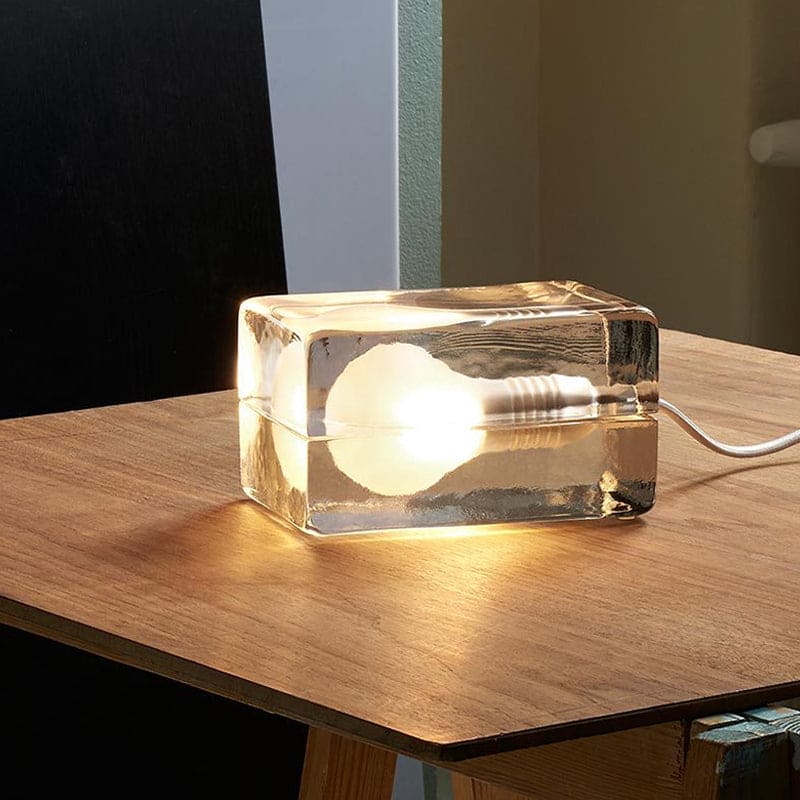 Hjemix | BrightCube – Minimalistisk Bordlampe med Transparent Glasskubbe