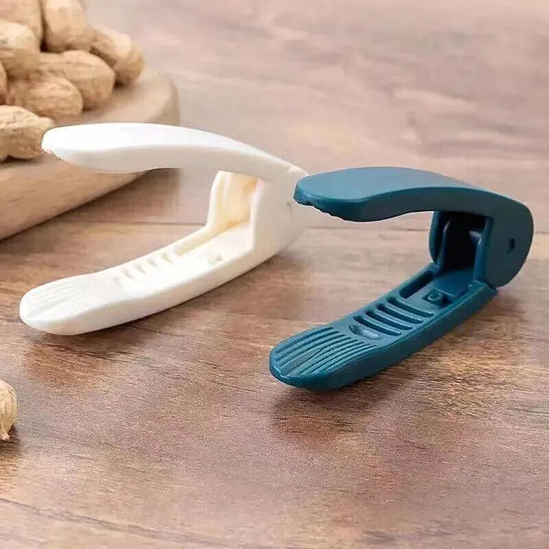 Hjemix | Peanut Seed Peel Plastic Peanut Clip