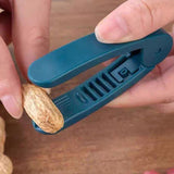 Hjemix | Peanut Seed Peel Plastic Peanut Clip