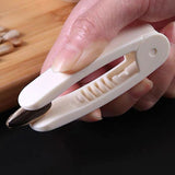 Hjemix | Peanut Seed Peel Plastic Peanut Clip